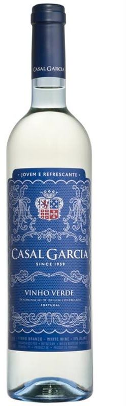 Bottiglia di Casal Garcia Vinho Verde DOC di Aveleda Vinhos