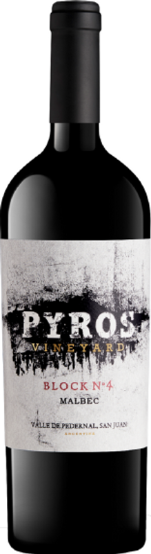 Bottle of Pyros Vineyard Block 4 Malbec San Juan from Bodegas Callia