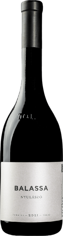 Bottle of Nyúlászó from Balassa István