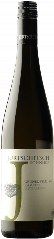 Bottle of Grüner Veltliner Löss Kamptal DAC from Weingut Jurtschitsch