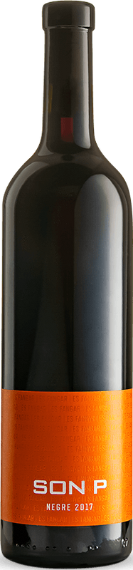 Bottiglia di Son P. di Es Fangar Vins
