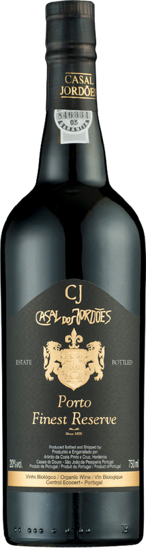 Flasche Portwein Finest Reserve von Casal dos Jordoes