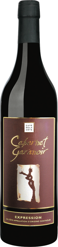 Bottle of Cabarnet Garanoir from Cave de la Côte